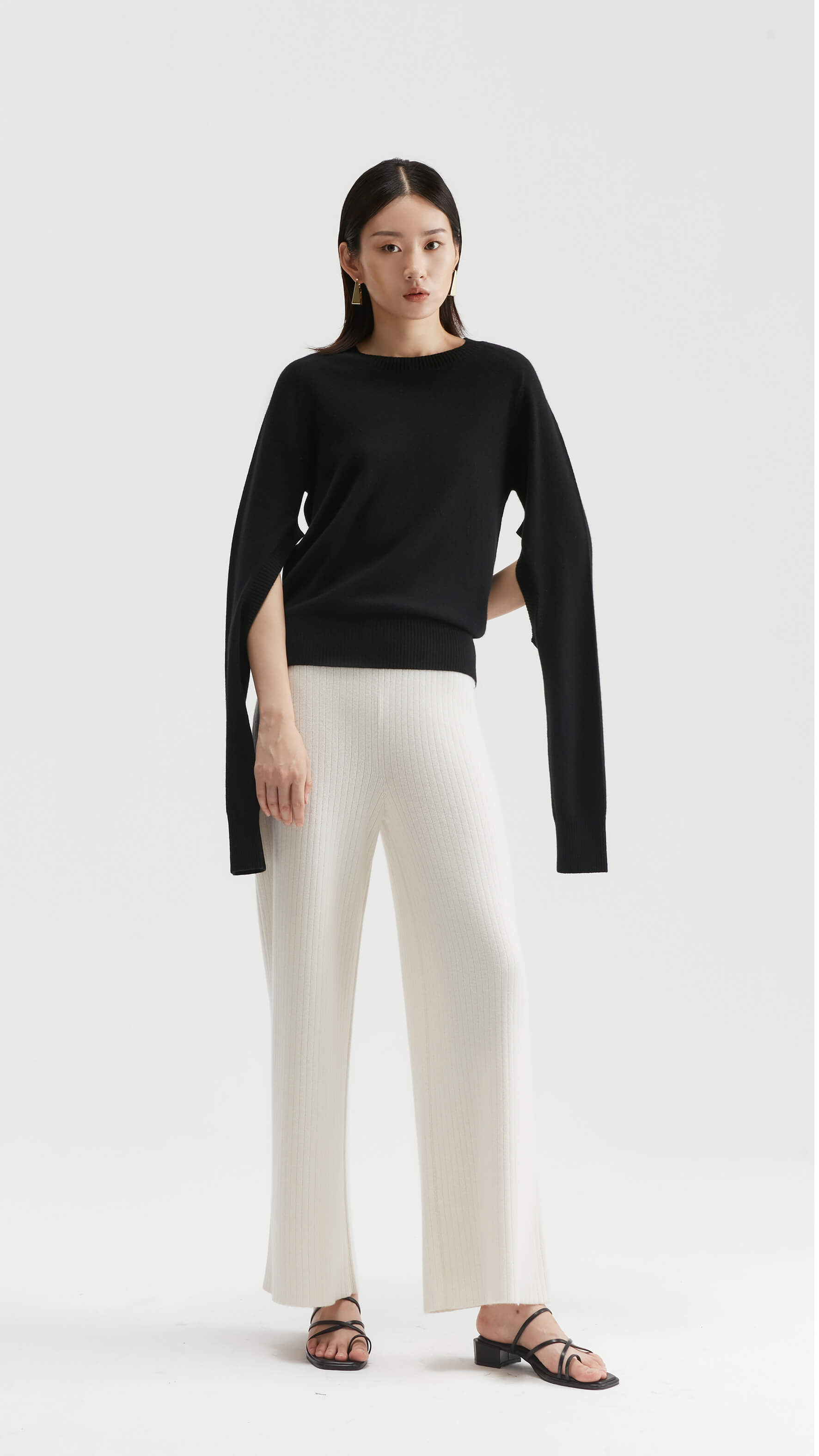 Samorn Slit Sleeves Cashmere Sweater 