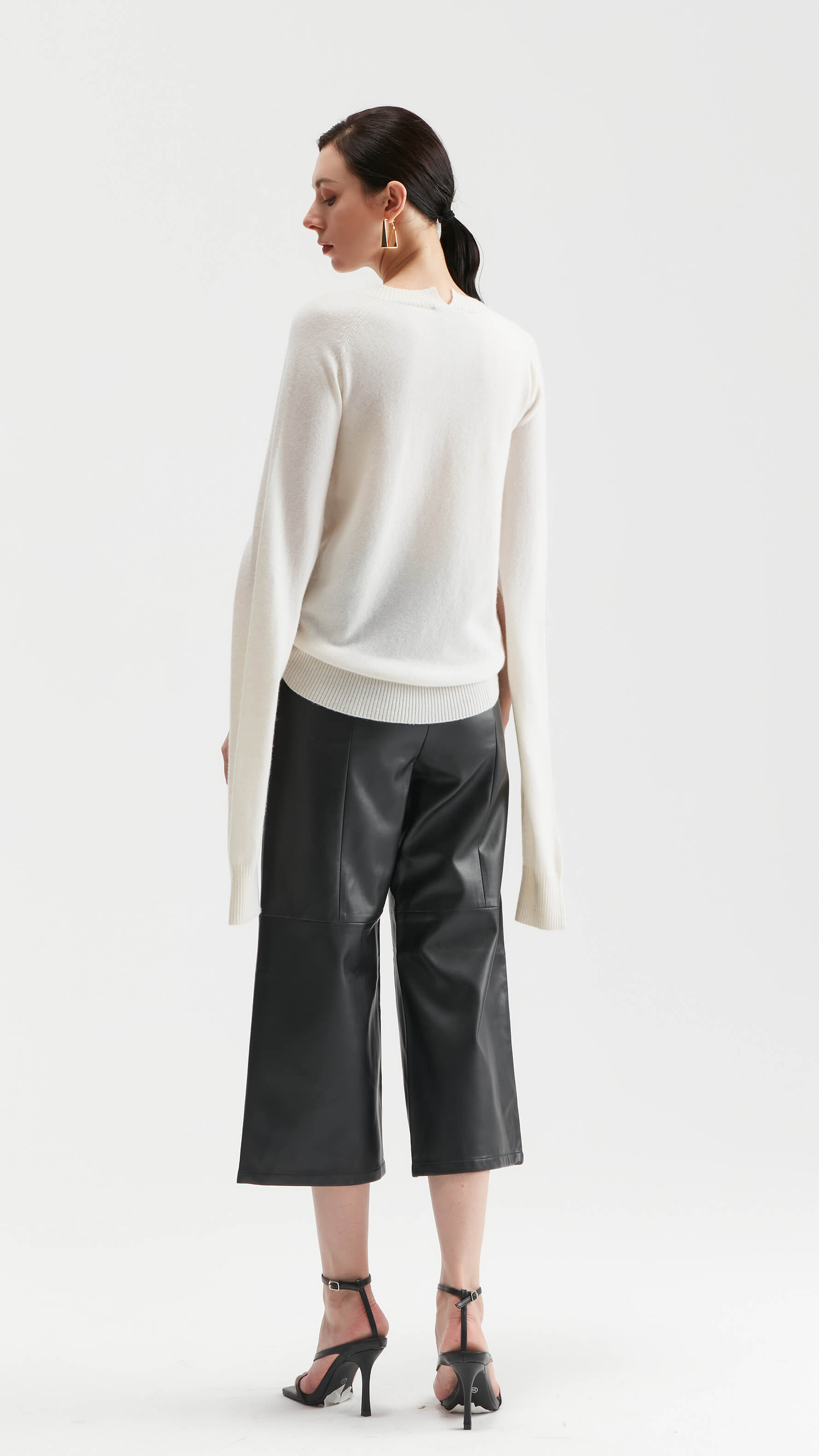 Samorn Slit Sleeves Cashmere Sweater 
